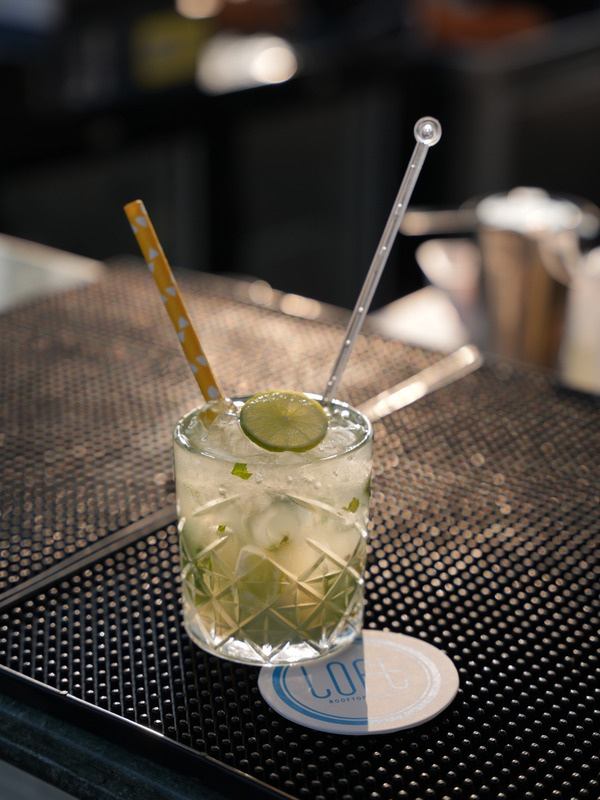 Mojito highball — bar and beverage photography